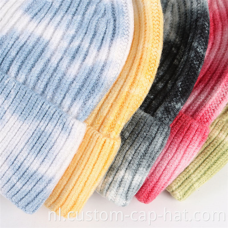 2022 Wintervisser Beanies Dames Tie Dye Print Autumn Hip Hop Gebreide Cap Skullcap Men Women Unisex Short Tie Dye Beanie Hat